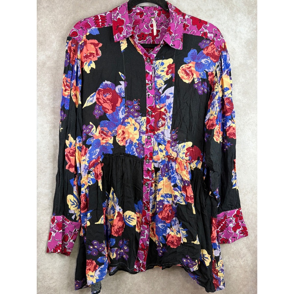 Free People Brunch A Bunch Tunic Top
Small Black Multicolor Floral Boho